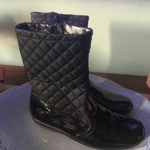 Trade plz do not buy NATURALIZER Boots